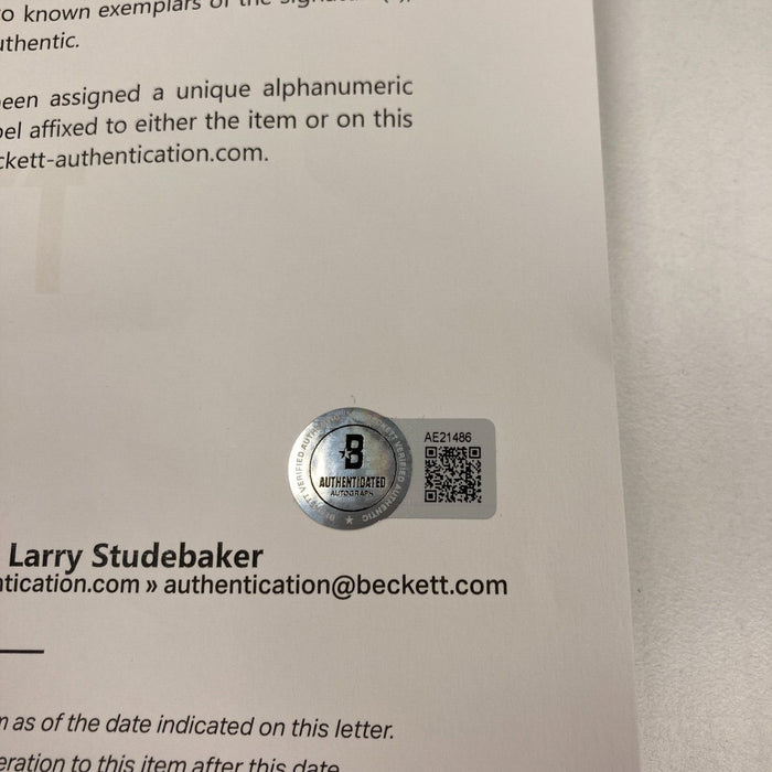 Derek Jeter Signed 1999 New York Yankees Major League Baseball Beckett COA