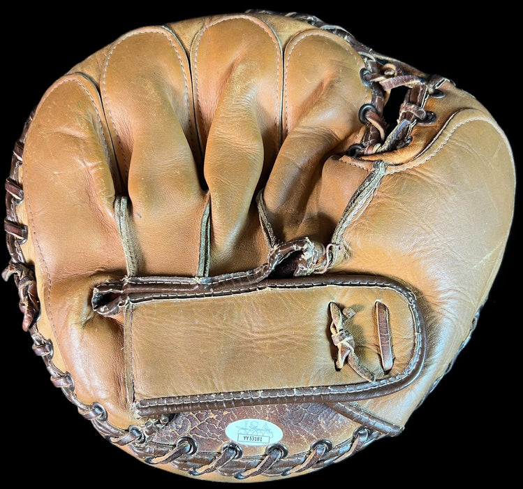 Yogi Berra Signed 1950's Spalding Game Model Catcher's Mitt Glove JSA COA