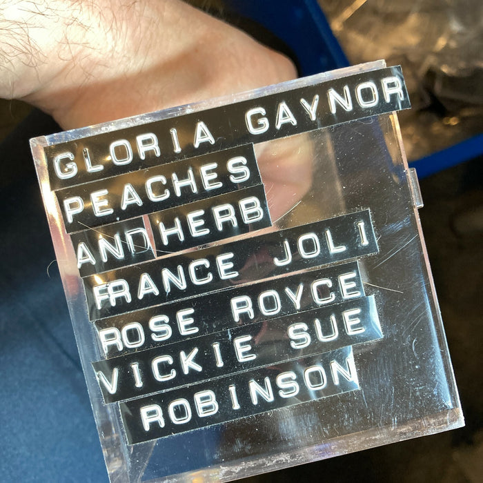 Peaches & Herb Gloria Gaynor France Joli Rose Royce Vickie Sue Signed Baseball