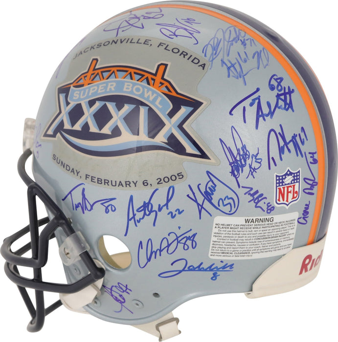 2004 New England Patriots Super Bowl Champs Team Signed Helmet Tom Brady PSA DNA