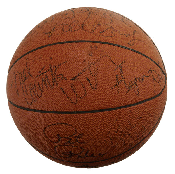 Wilt Chamberlain 1972-1973 Los Angeles Lakers Champs Team Signed Baseball JSA