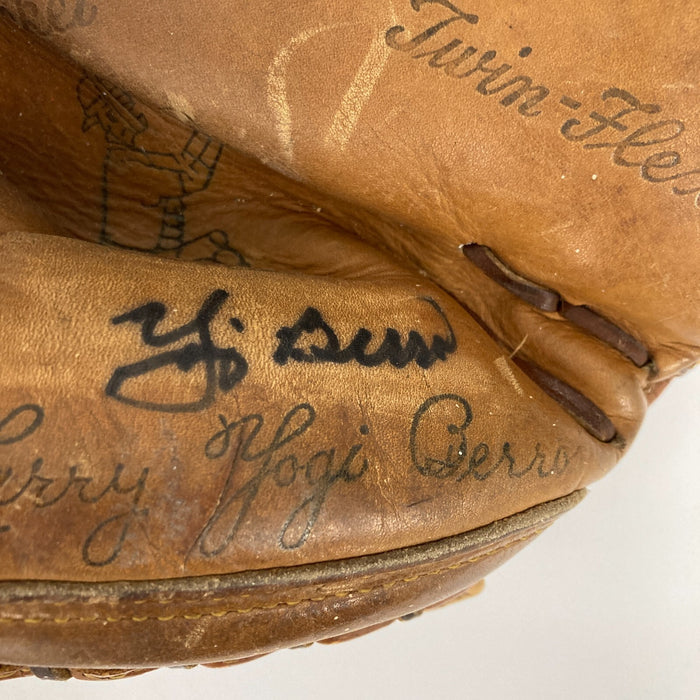 Yogi Berra Signed 1950's Spalding Game Model Catcher's Mitt Glove JSA COA