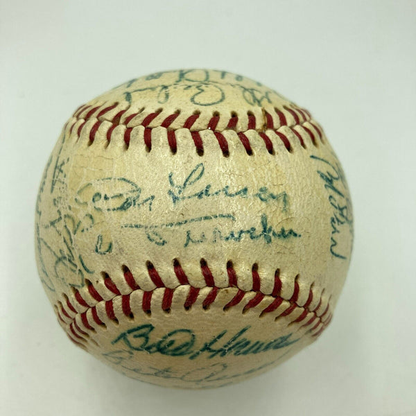 1967 Chicago Cubs Team Signed Baseball Ernie Banks Beckett COA