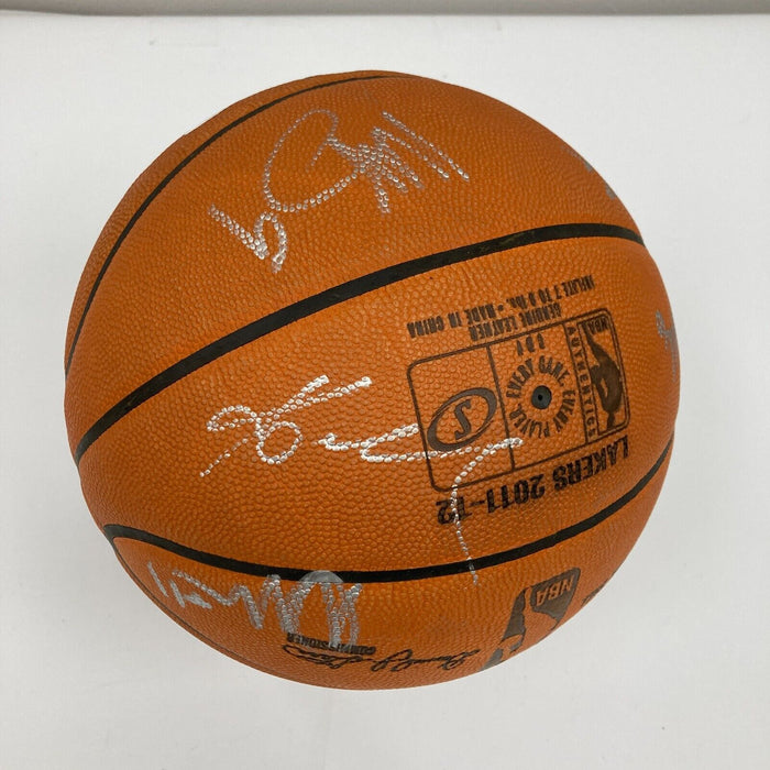 Kobe Bryant 2011–12 Los Angeles Lakers Team Signed NBA Game Basketball JSA COA