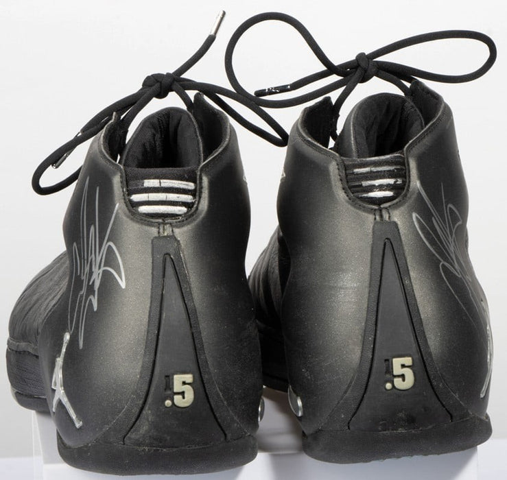 2004 Rookie-Era Signed Game Used Jordan Sneakers JSA & MEARS