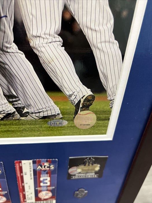 2009 New York Yankees World Series Champs Team Signed Photo & Tickets Beckett