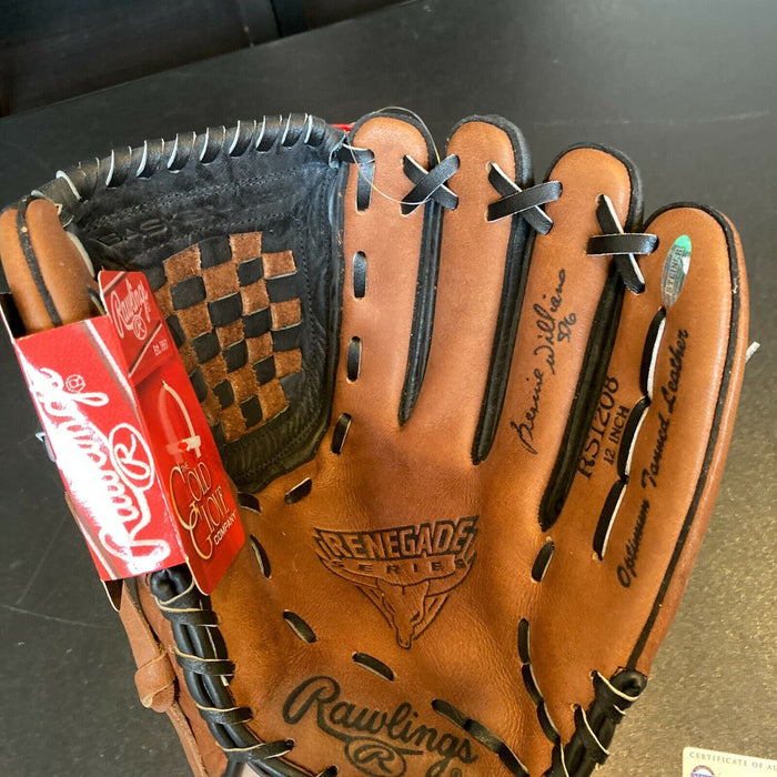 Bernie Williams Signed Rawlings Baseball Glove With Steiner COA