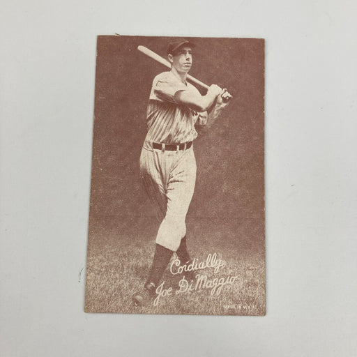 1939-46 Exhibit Salutations Joe DiMaggio HOF New York Yankees Card
