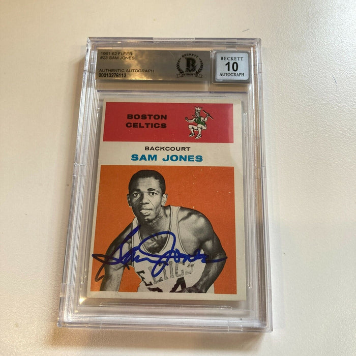 1961-62 Fleer Sam Jones Signed Rookie RC Card BGS Certified Auto