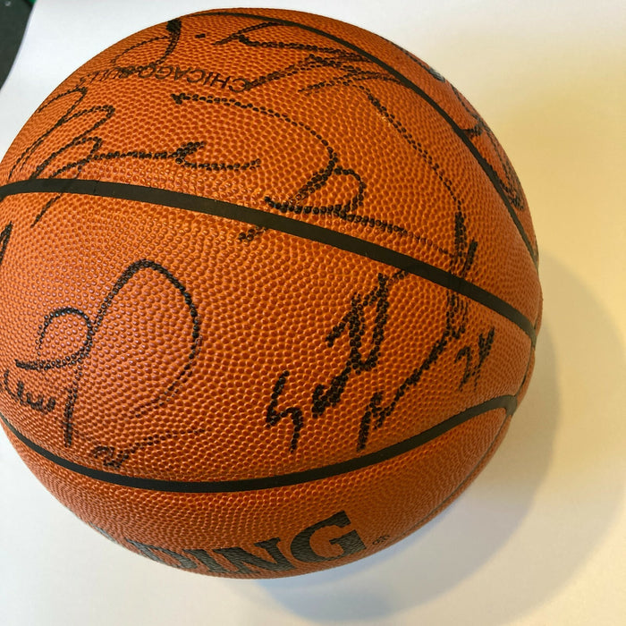 Michael Jordan 1997-98 Chicago Bulls Team Signed Basketball "The Last Dance" JSA