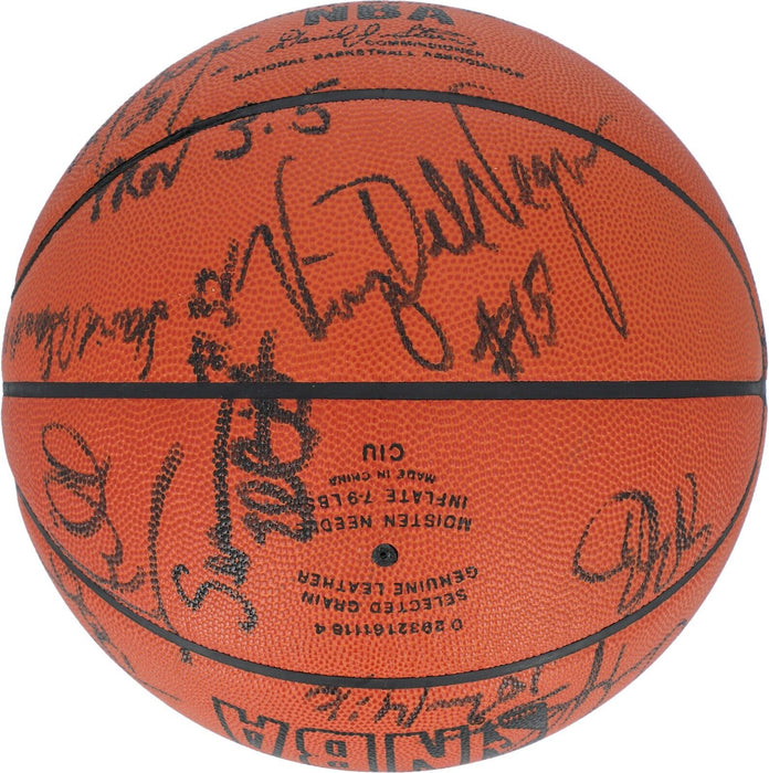 1994-95 San Antonio Spurs Team-Signed Spalding Official Game Basketball JSA COA