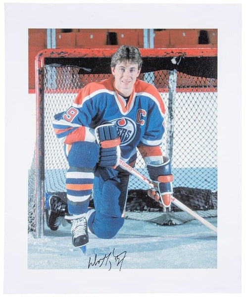 Wayne Gretzky Signed Large 19.5 x 23.5 Canvas Photo Beckett COA