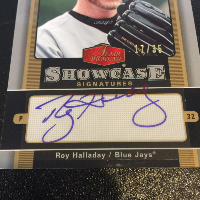 ROY HALLADAY 2006 FLAIR SHOWCASE 17/35 AUTO BLUE JAYS RARE SP AUTOGRAPH