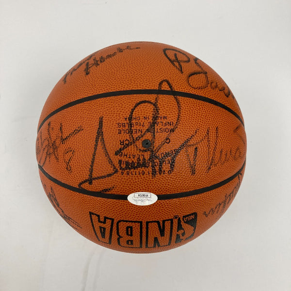 1997-98 Chicago Bulls NBA Champs Team Signed Game Basketball The Last Dance JSA
