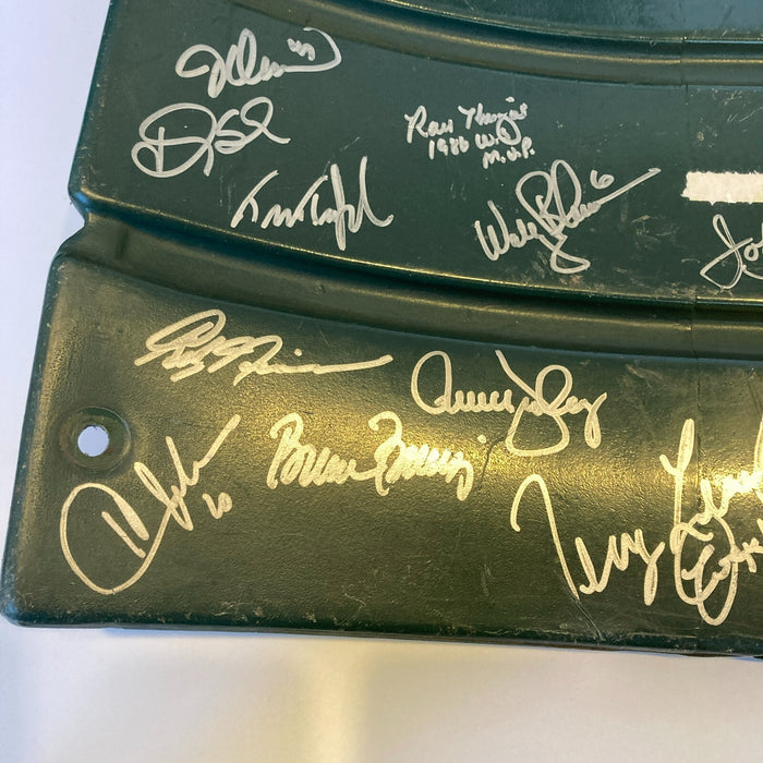 1986 New York Mets World Series Champs Team Signed Game Used Seatback JSA COA