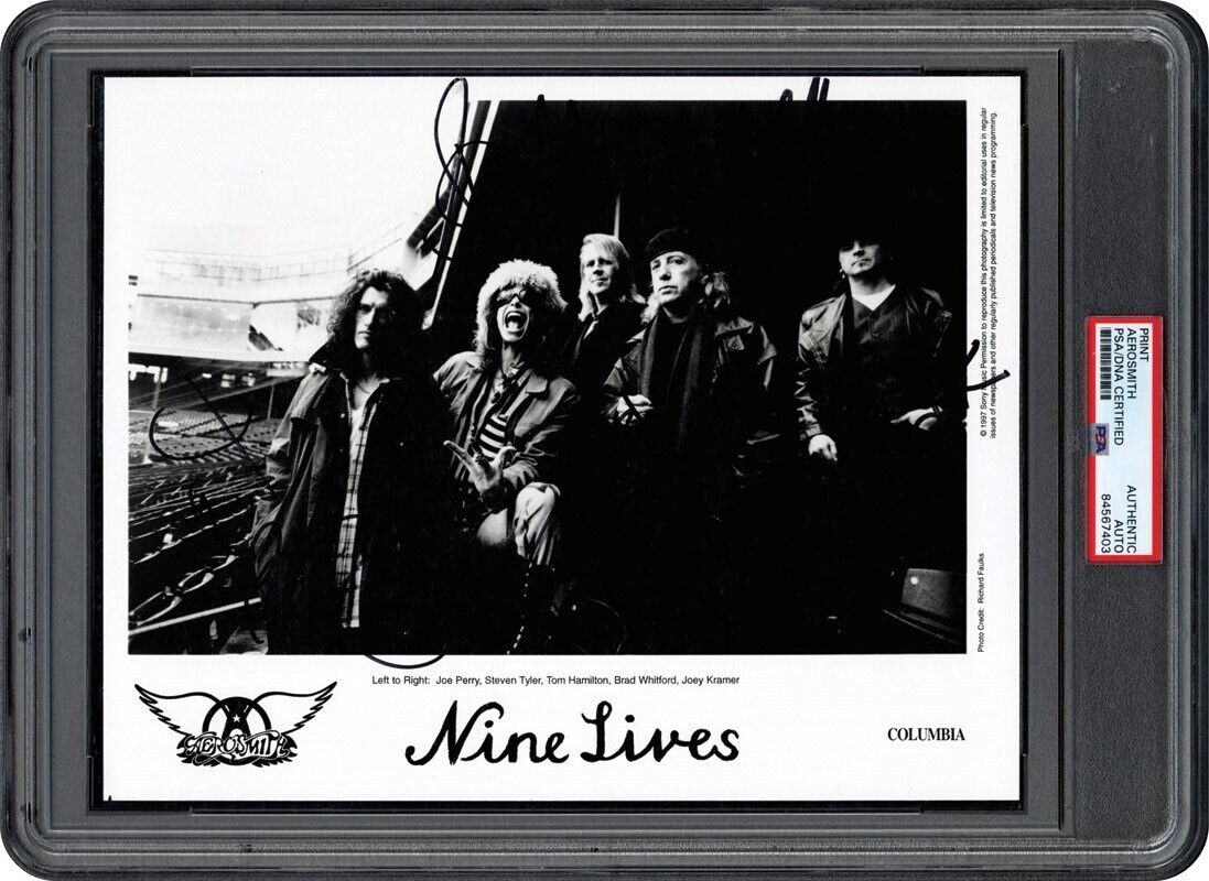 Aerosmith Full Band Signed Autographed 1997 Photo 5 Sigs PSA DNA Certified