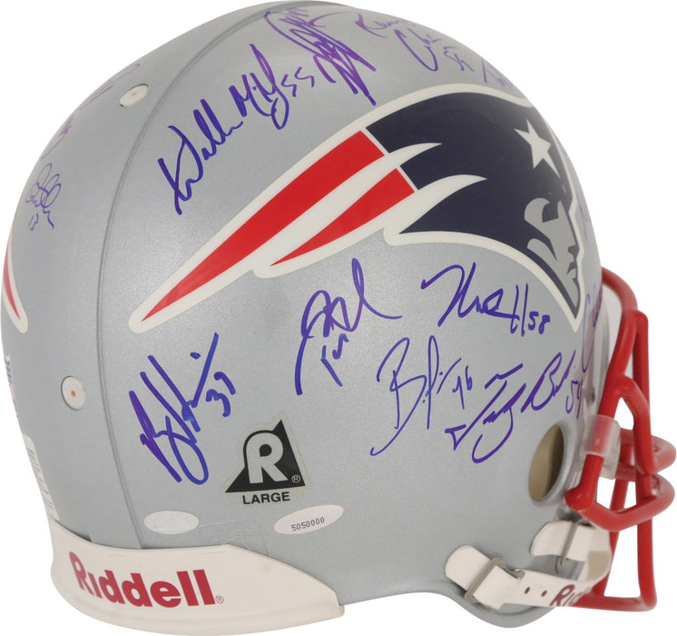 2004 New England Patriots Super Bowl Champs Team Signed Helmet Tom Brady PSA DNA