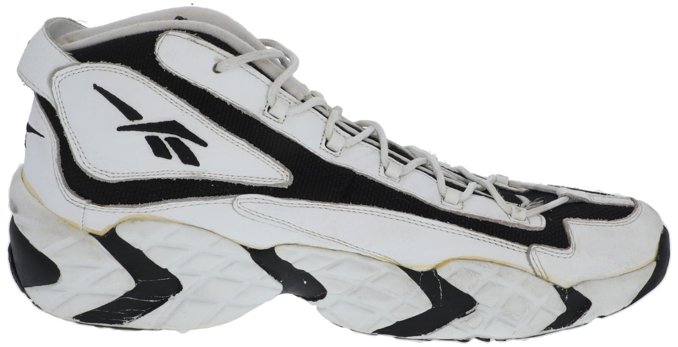 1996 Sam Perkins Game-Used Twice-Signed Seattle SuperSonics Reebok Sneakers BAS