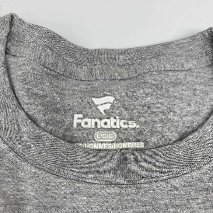 Tom Brady Signed Tampa Bay Buccaneers GOAT Fanatics T-Shirt Beckett COA