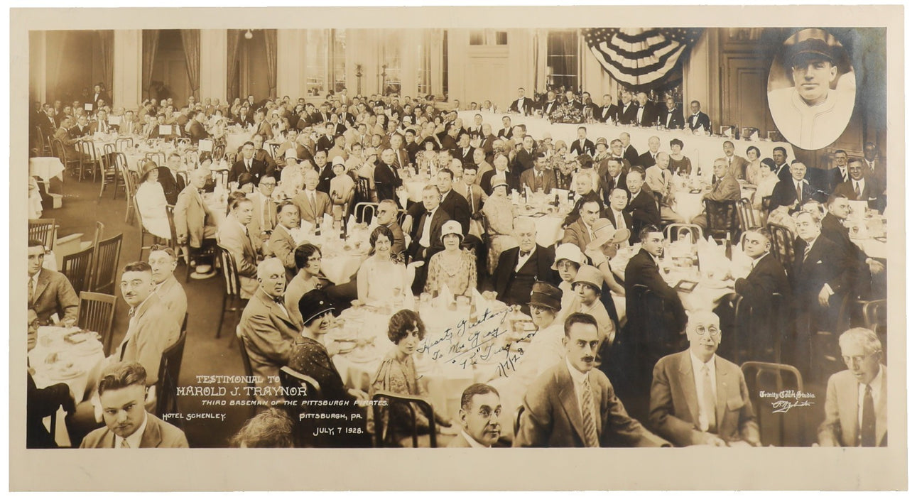 Pie Traynor Signed 10x20 1928 Testimonial Dinner Original Photo Beckett COA