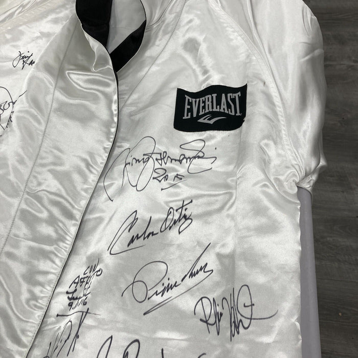 Boxing Hall Of Fame Legends Signed Everlast Boxing Robe 40+ Signatures JSA COA