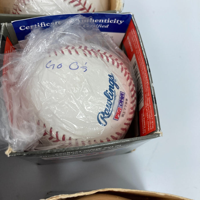Lot Of (33) Signed Major League Baseballs PSA DNA Angles Orioles Giants Dodgers