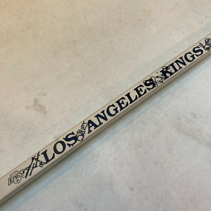 1991-92 Los Angeles Kings Stanley Cup Team Signed Stick Wayne Gretzky JSA COA