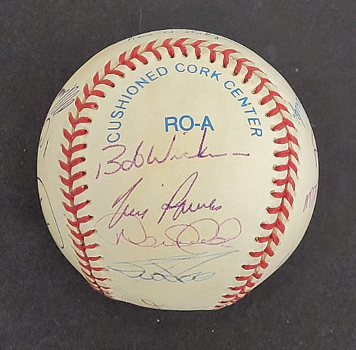 1996 New York Yankees World Series Champs Team Signed Baseball Derek Jeter BAS