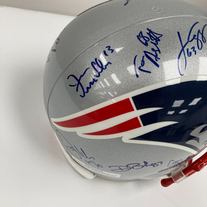 2004 New England Patriots Super Bowl Champs Team Signed Helmet Tom Brady Beckett