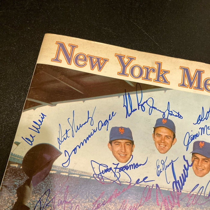 1969 NY Mets World Series Champs Team Signed Yearbook Nolan Ryan Tom Seaver JSA