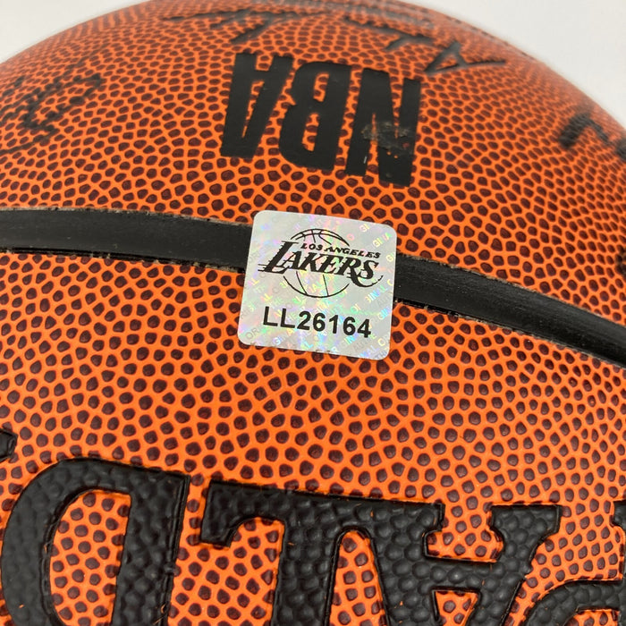 2019-2020 Los Angeles Lakers NBA Champs Team Signed Basketball Lebron James BAS