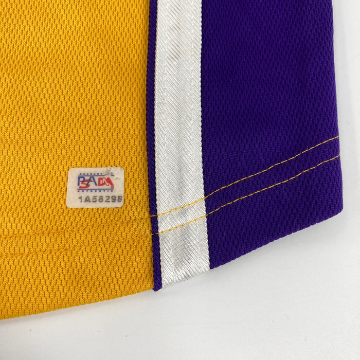 Kobe Bryant Signed 2001 Finals Los Angeles Lakers Pro Cut Jersey Beckett & PSA