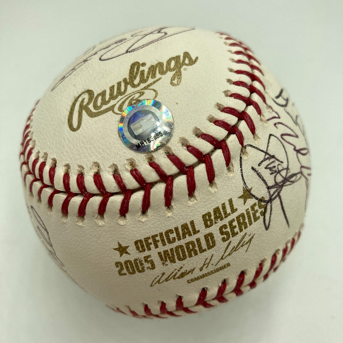 2005 Chicago White Sox Team Signed World Series Baseball MLB Authenticated Holo