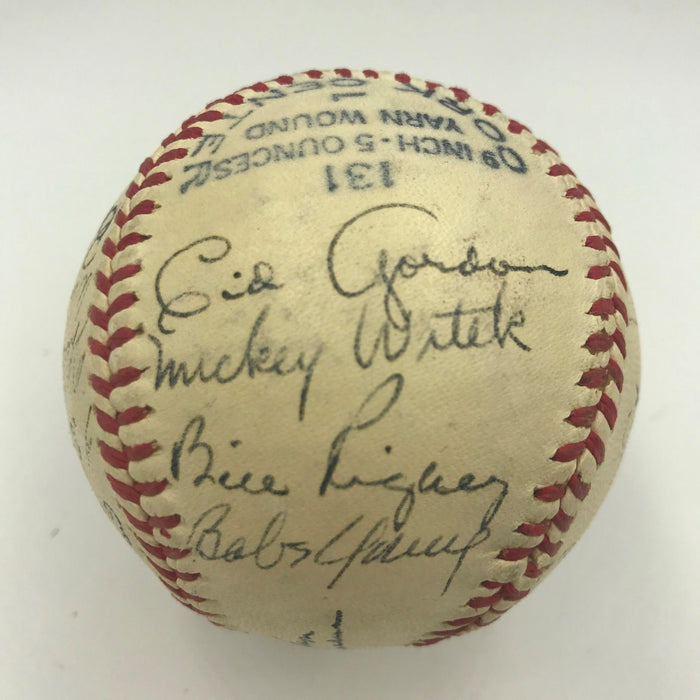 Nice 1946 New York Giants Team Signed Baseball Ernie Lombardi 24 Sigs JSA COA