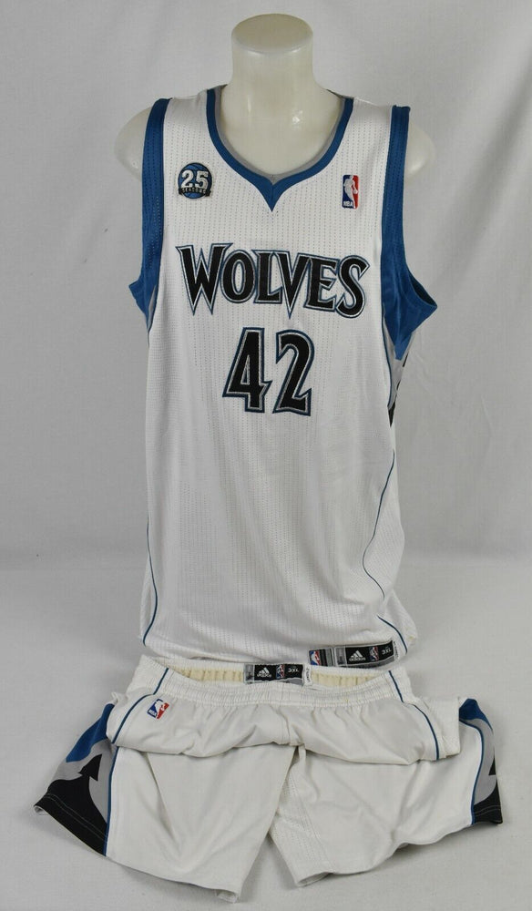 Kevin Love Final Game Minnesota Timberwolves Game Used Jersey Photomatched  COA