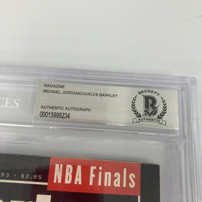 Michael Jordan & Charles Barkley Signed 1993 NBA Finals Sports Illustrated BGS