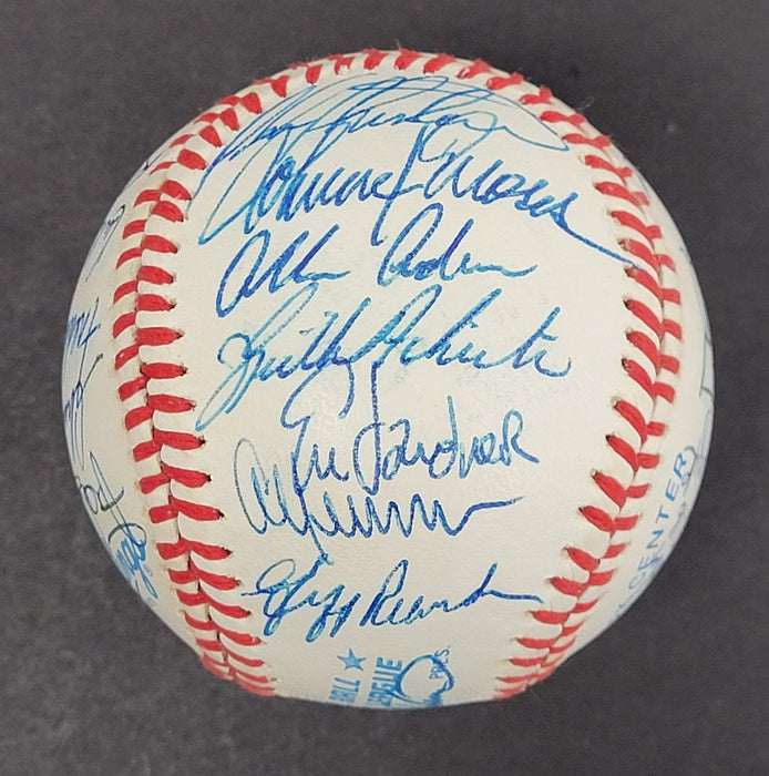 Kirby Puckett 1988 Minnesota Twins Team Signed AL Baseball Beckett COA