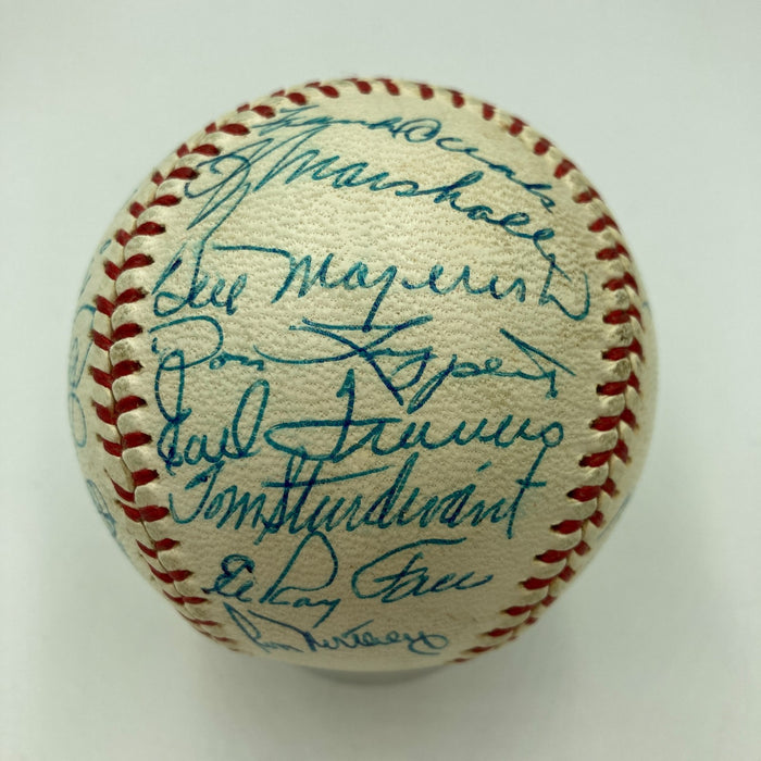 Roberto Clemente 1962 Pittsburgh Pirates Team Signed Baseball PSA DNA 8 N Mint