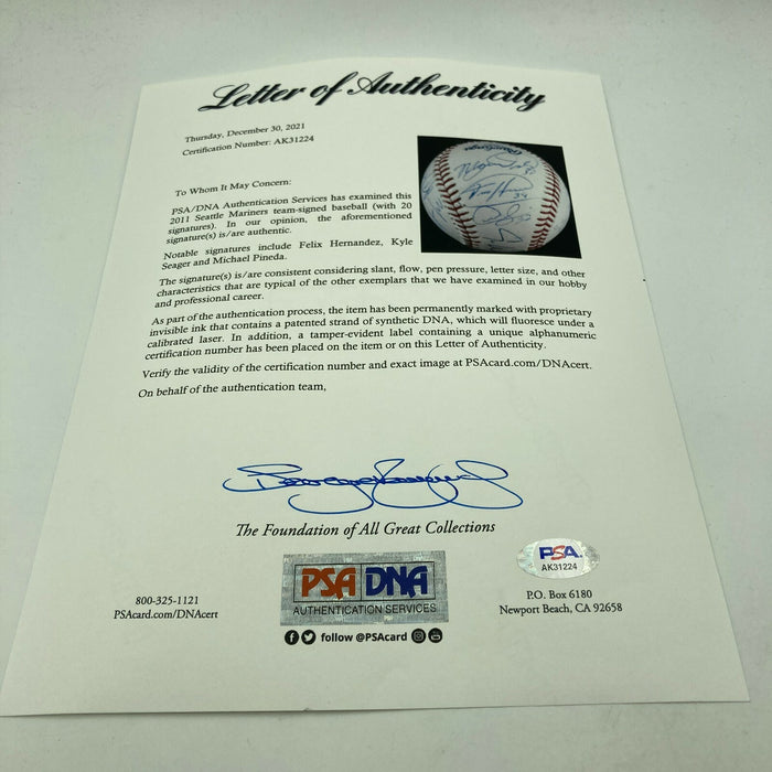 2011 Seattle Mariners Team Signed Major League Baseball PSA DNA COA