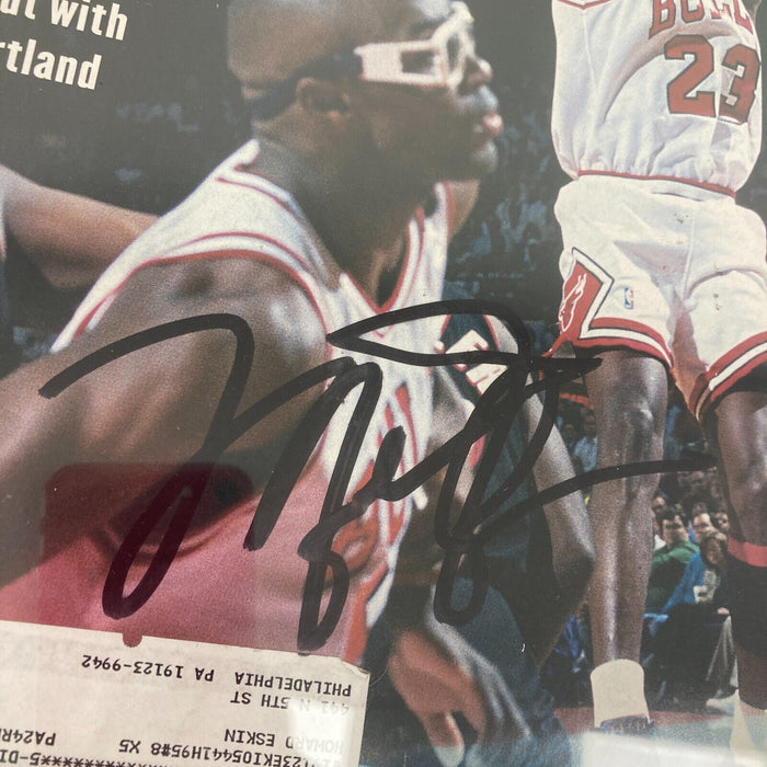 Michael Jordan Signed 1992 NBA Finals Sports Illustrated Beckett Graded 9 MINT