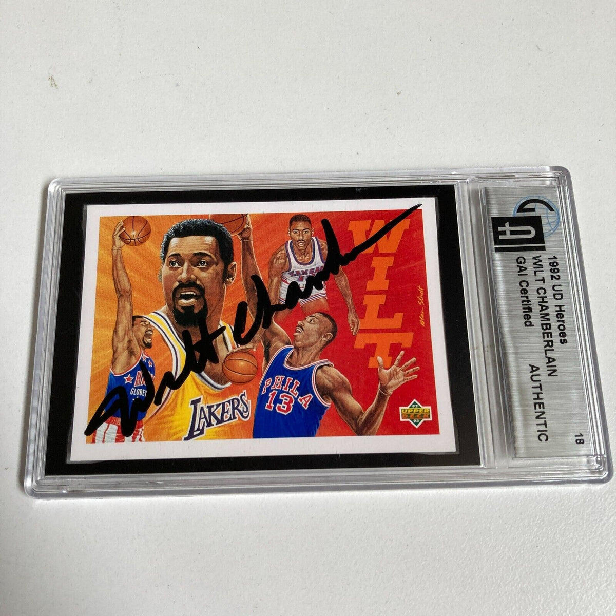 1992-93 Upper Deck Heroes Wilt Chamberlain Signed Basketball Card