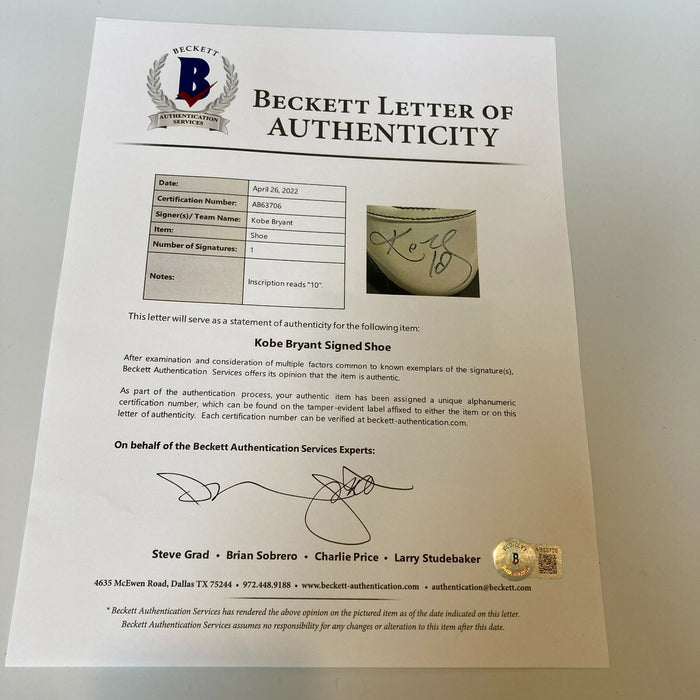 Kobe Bryant Signed Game Issued Olympics Team USA Sneakers Shoes Beckett COA