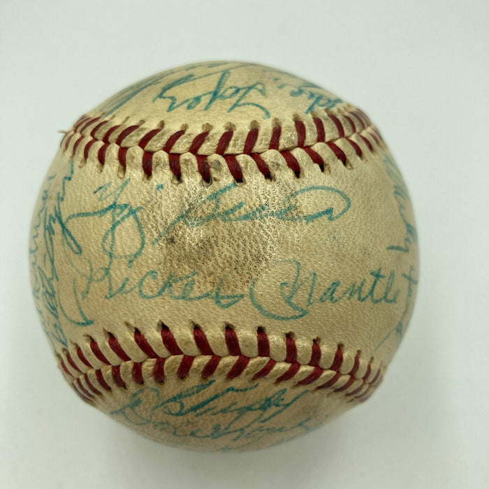 1960 New York Yankees Team Signed Baseball Mickey Mantle & Roger Maris JSA