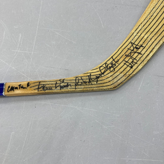 1987-88 Edmonton Oilers  Stanley Cup Champs Team Signed Stick Wayne Gretzky JSA