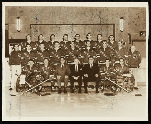 1960-61 New York Rangers Team Signed 8x10 Photo With JSA COA