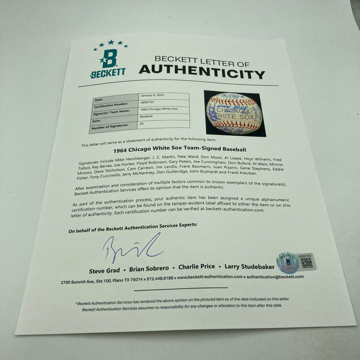 Beautiful 1964 Chicago White Sox Team Signed Baseball Beckett COA