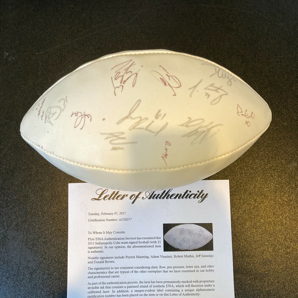 Peyton Manning 2011 Indianapolis Colts Team Signed Autographed Football PSA DNA