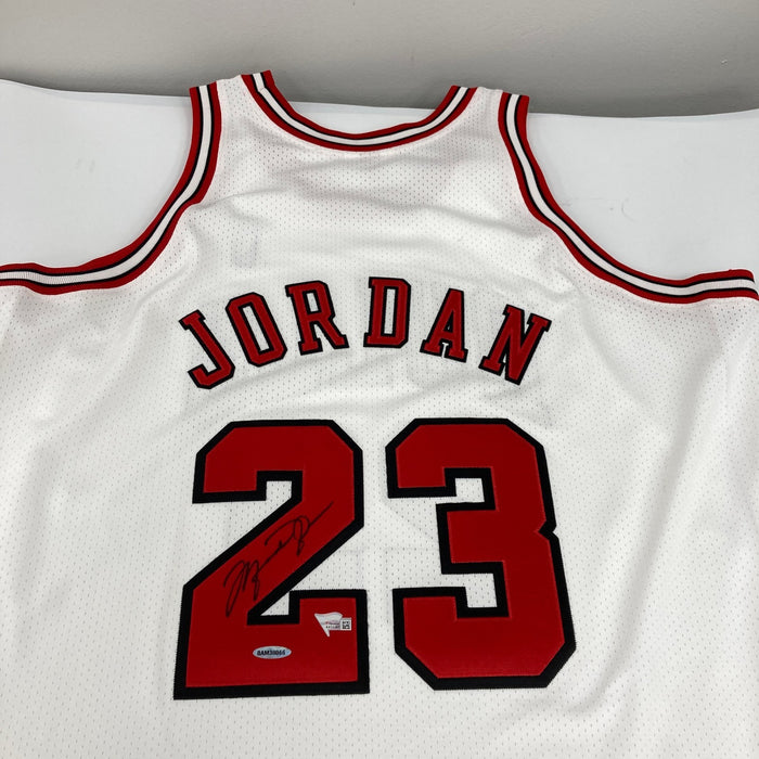 Michael Jordan Signed 1997-98 Pro Cut Chicago Bulls Jersey PSA & UDA Upper Deck