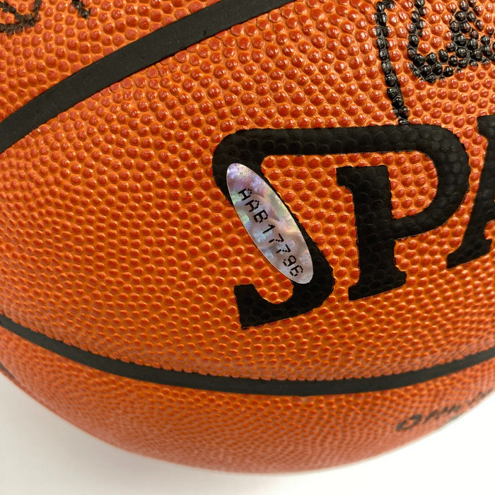 1972-73 New York Knicks NBA Champs Team Signed NBA Game Basketball UDA COA