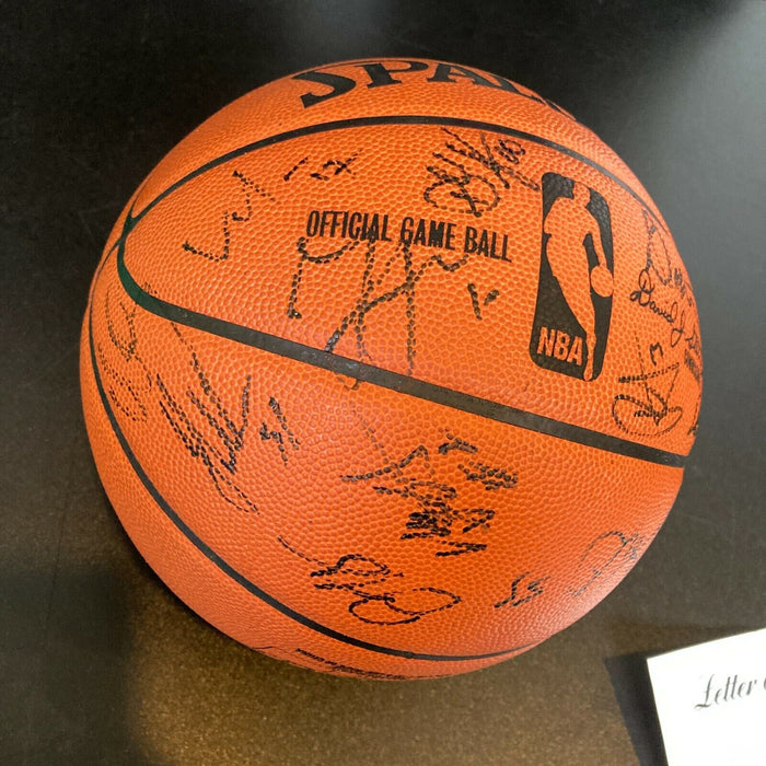 Lebron James 2008-2009 Cleveland Cavaliers Team Signed Game Basketball PSA DNA